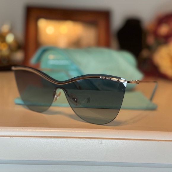 Tiffany & Co. Silver Sunglasses with Elegant Design - Picture 3 of 5